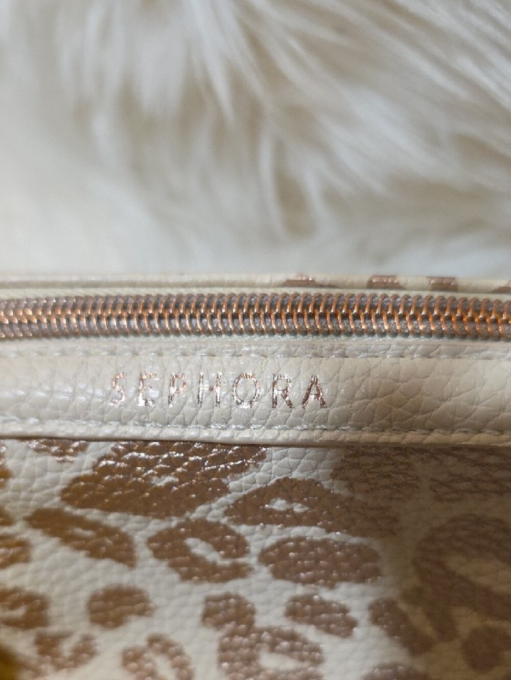Sephora Rose Gold Leopard Cosmetic Pouch - Picture 2 of 8